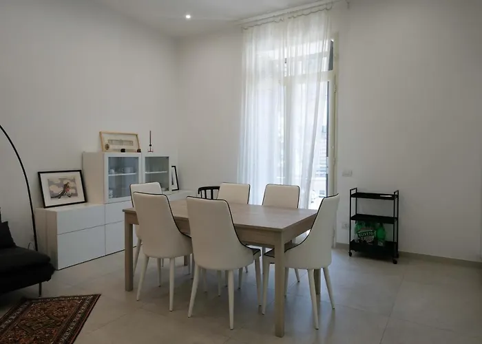 Gramsci Luxury Apartment By Dimorra