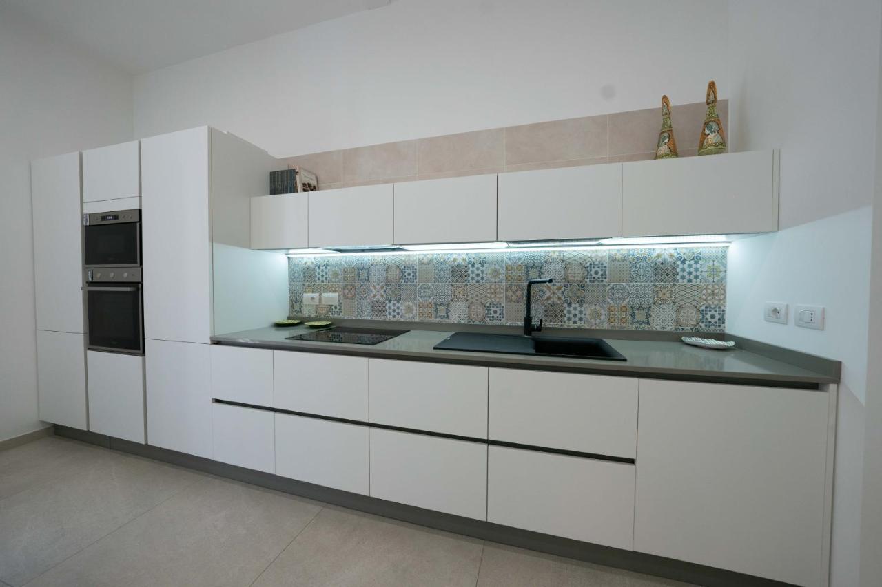 Gramsci Luxury By Dimorra Apartment Naples